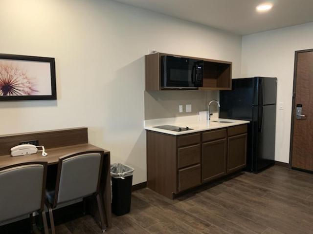 Candlewood Suites Pecos By Ihg Exterior photo