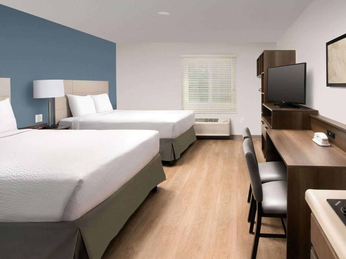Candlewood Suites Pecos By Ihg Exterior photo